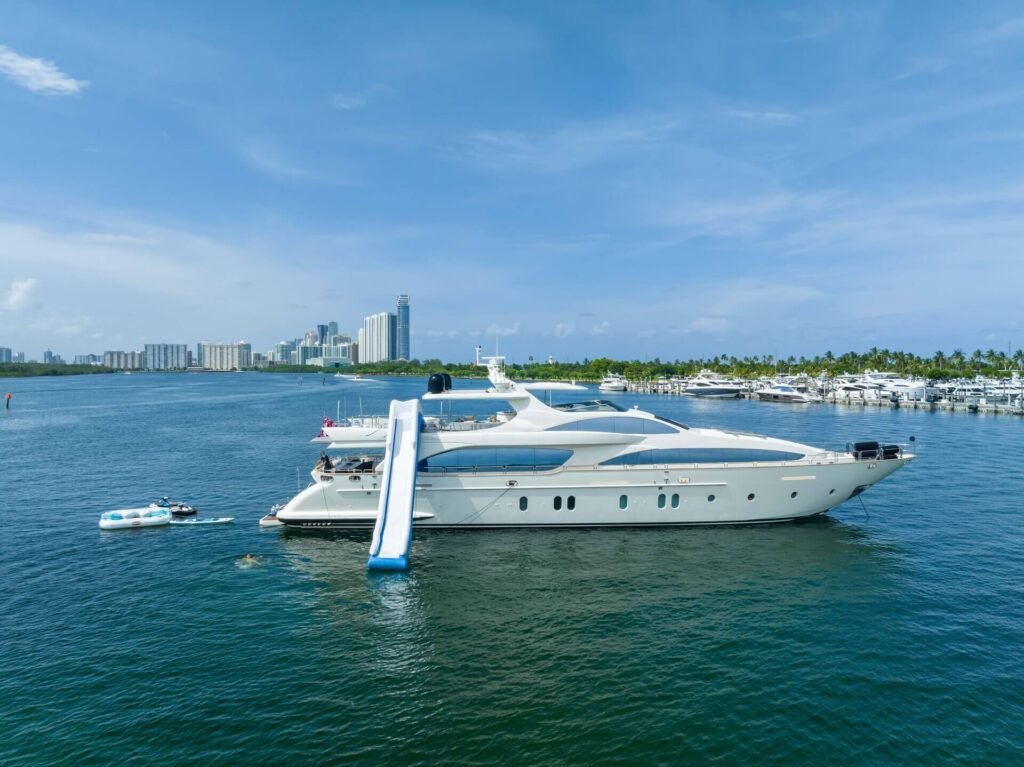 116 Azimut Rylax