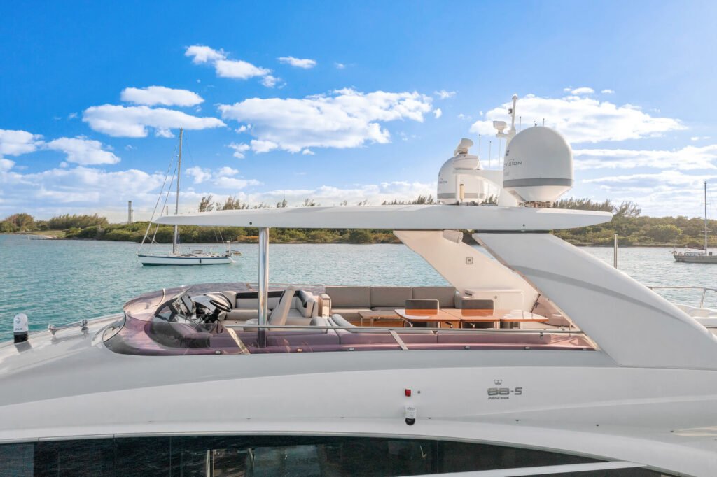 88’ Princess (Miami Beach Marina) Yacht