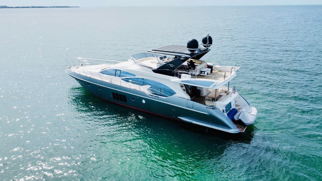 Azimut 70 FT Yacht